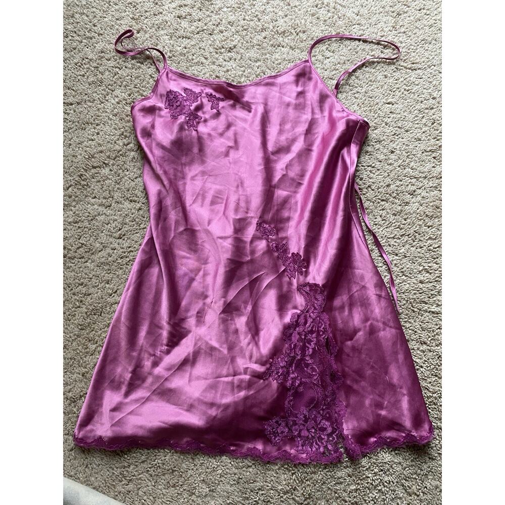 VICTORIAS SECRET Satin Pink Lace Sexy Lingerie Nighty Tie In Back Sz Small
